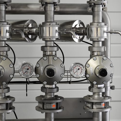 silver-supplement-high-tech-manufacturing